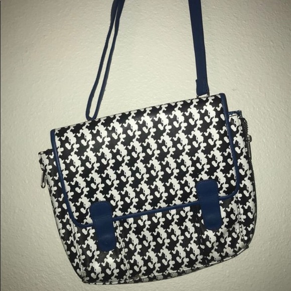 Mickey Mouse Purses - Picture 4 of 5